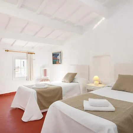 Holiday home Roques 24