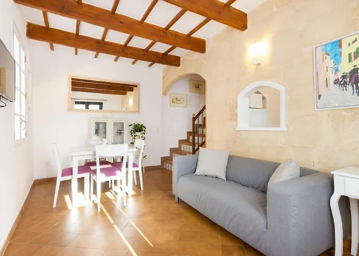 Holiday home Roques 24 *